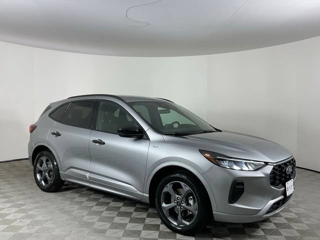 Used 2024 Ford Escape ST-Line FWD image 3