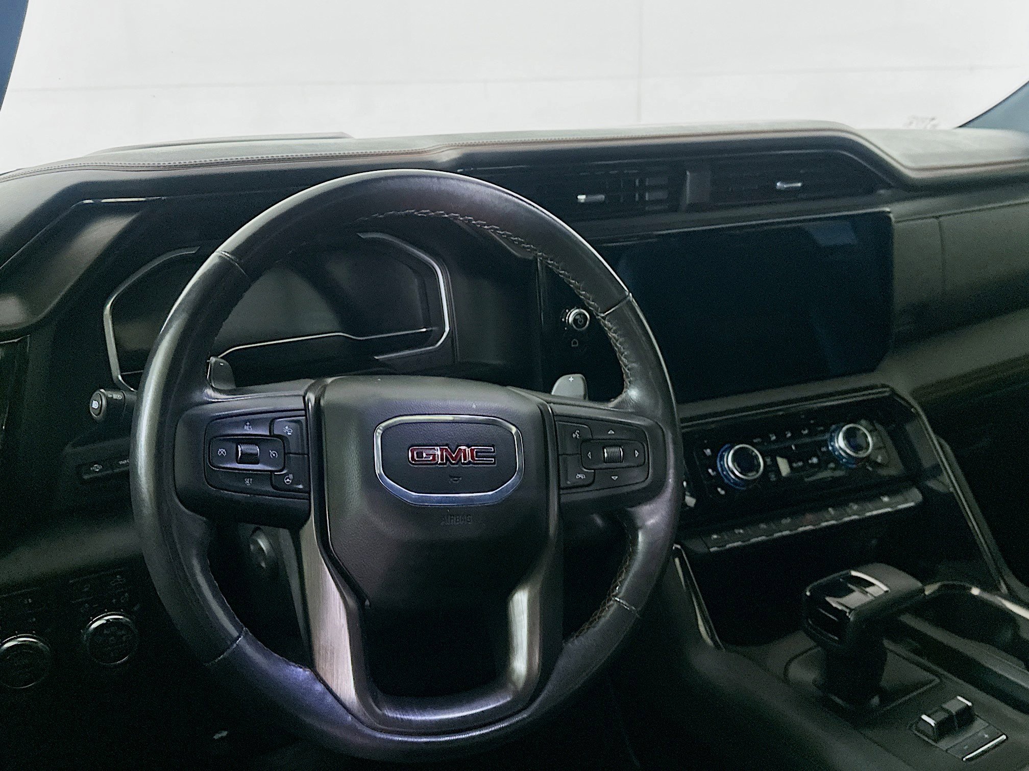 Used 2023 GMC Sierra 1500 AT4 w/ AT4 Premium Package AWD/4WD image 18