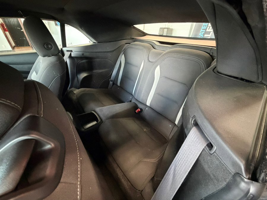 Used 2017 Chevrolet Camaro SS RWD image 21