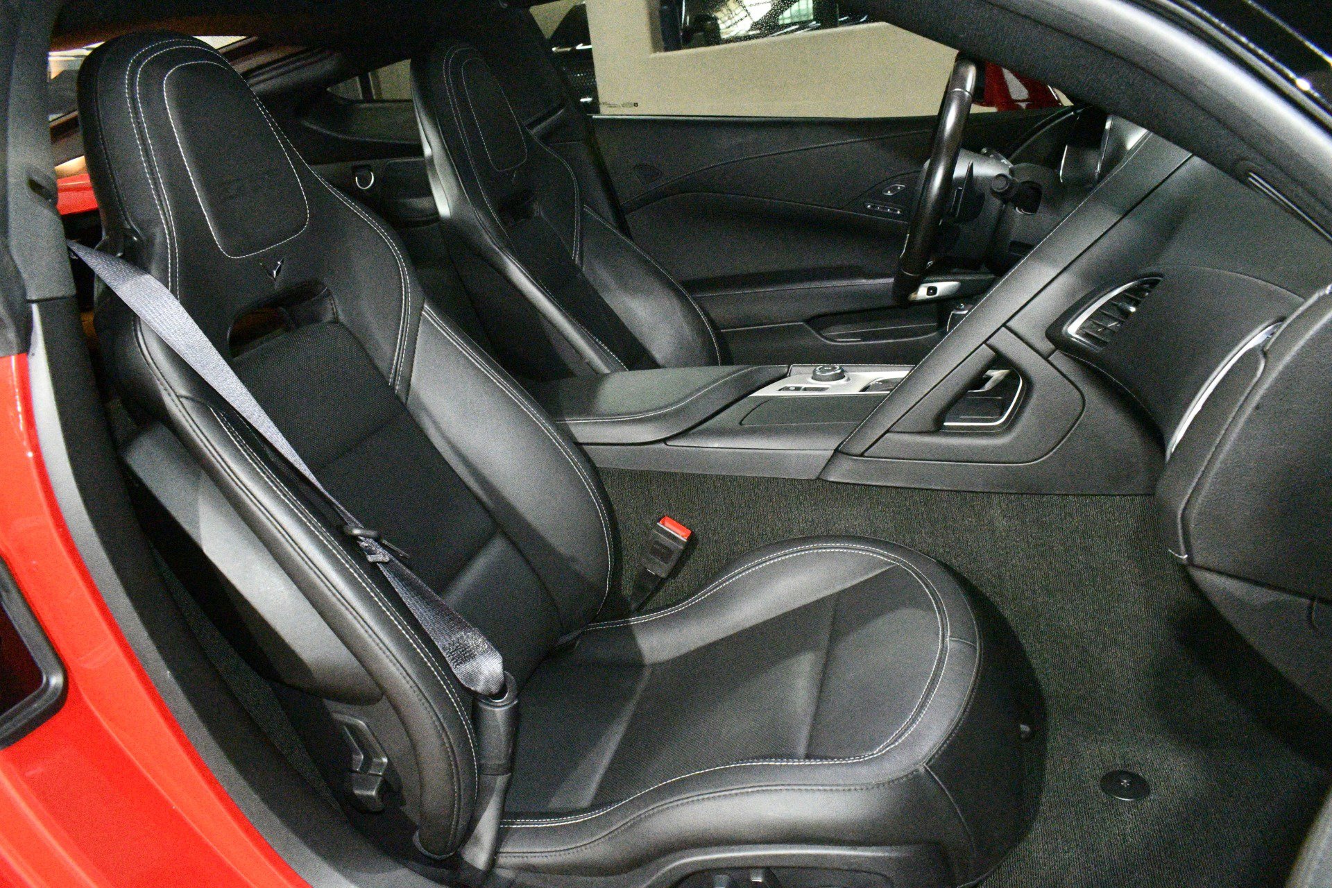 Used 2017 Chevrolet Corvette Z06 w/ Z07 Performance Package image 8