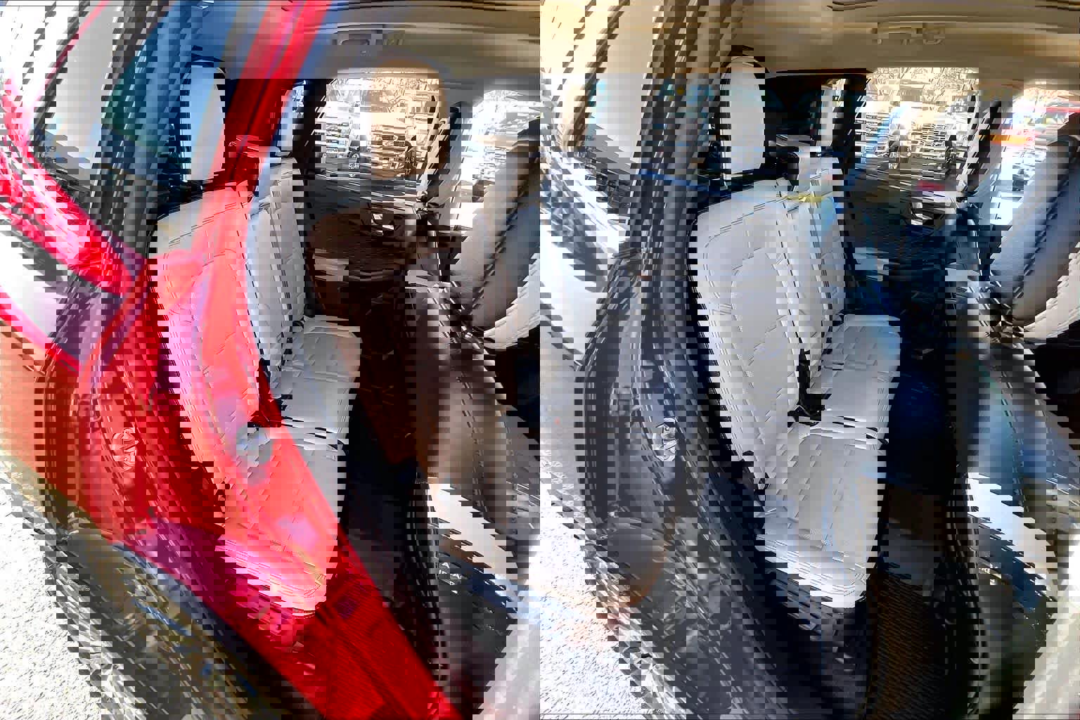 Used 2020 Ford Escape Titanium image 19