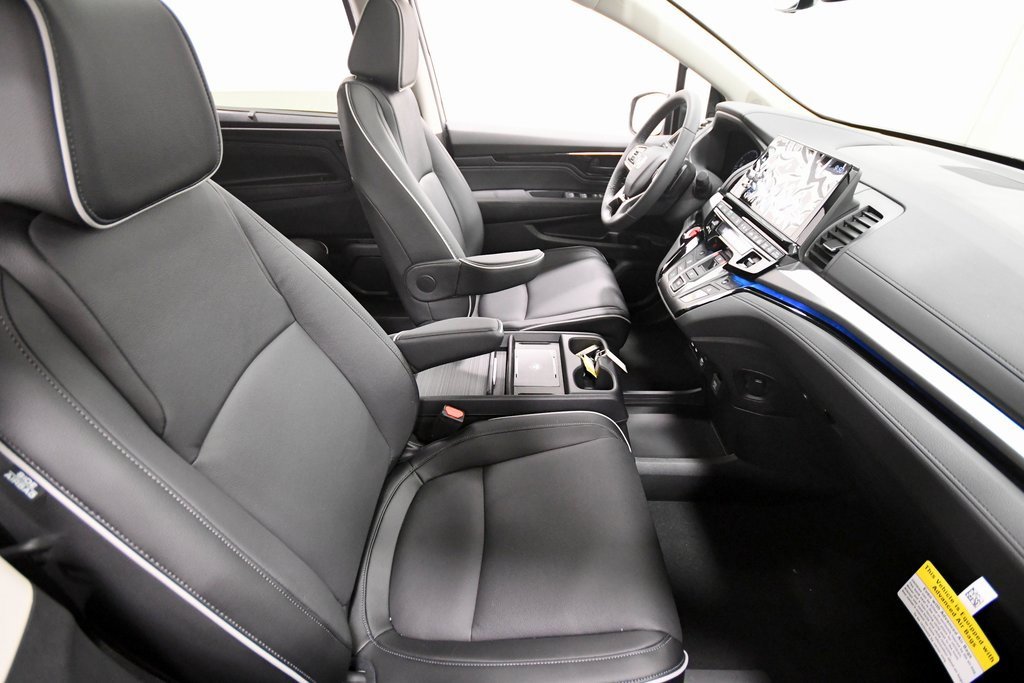 New 2026 Honda Odyssey Touring image 12