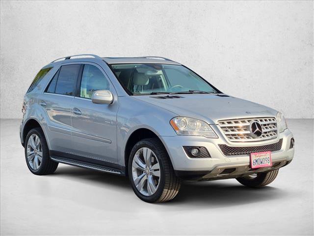 Used 2010 Mercedes-Benz ML 350 4MATIC image 4
