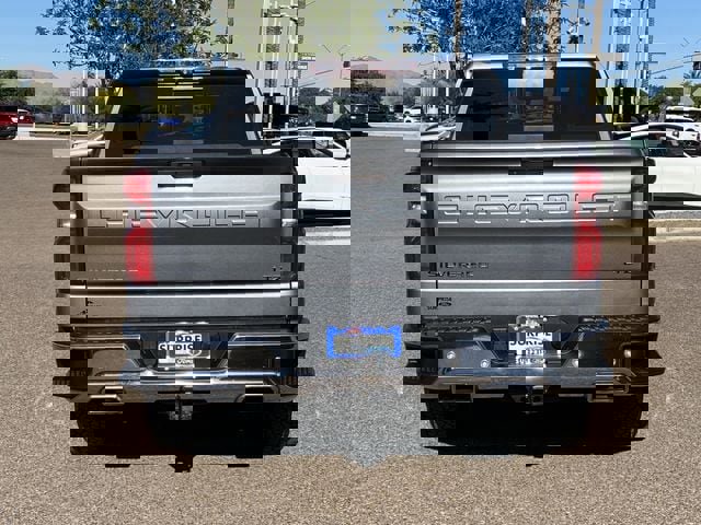 Used 2020 Chevrolet Silverado 1500 LTZ w/ LTZ Premium Package image 5