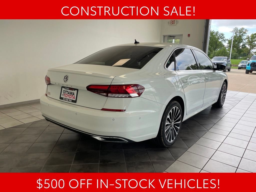 Used 2022 Volkswagen Passat 2.0T FWD image 6