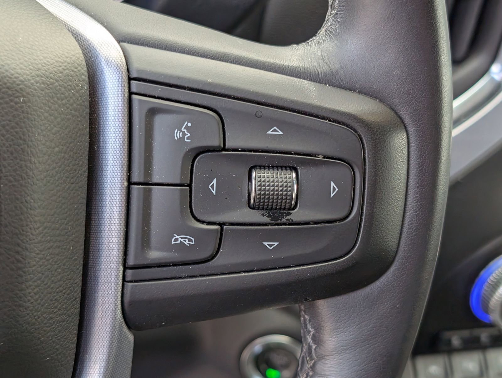 Used 2020 GMC Sierra 1500 SLT w/ SLT Premium Plus Package image 26