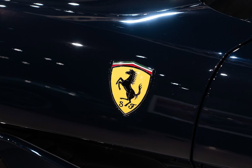 Used 2020 Ferrari Portofino image 12