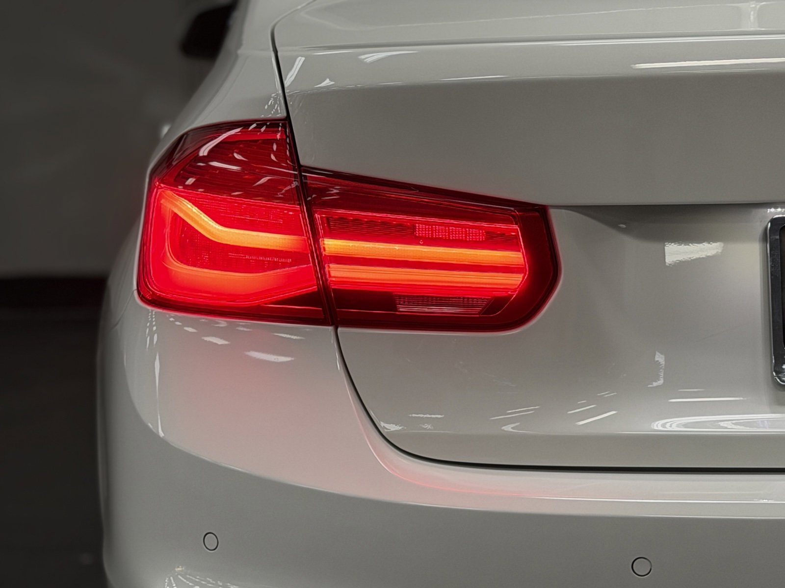 Used 2018 BMW 330e image 13