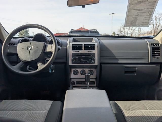 Used 2009 Dodge Nitro SE image 17