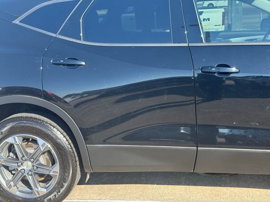 Used 2024 Chevrolet Blazer LT image 9