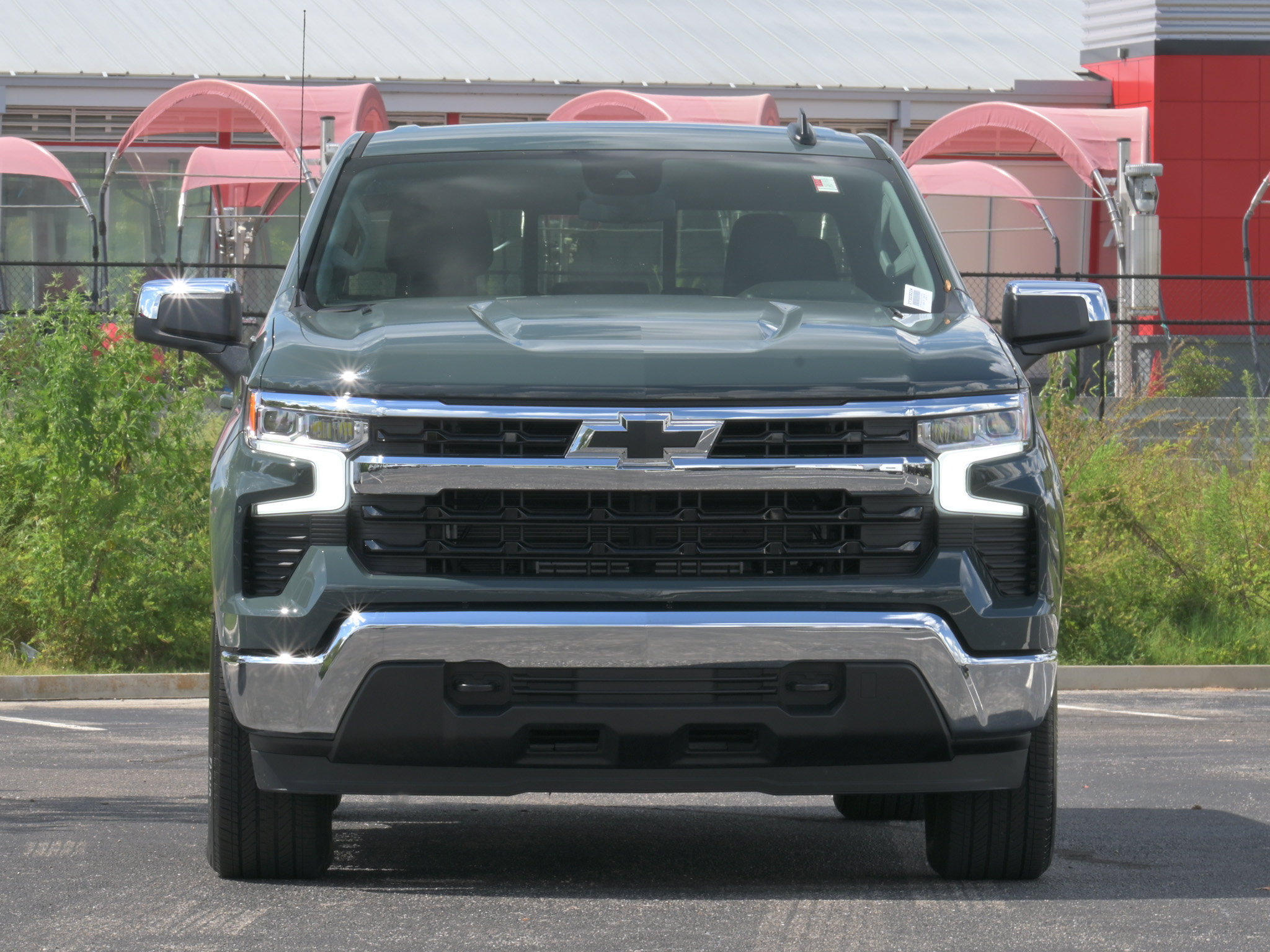 Used 2026 Chevrolet Silverado 1500 LT w/ Leather Package AWD/4WD image 31