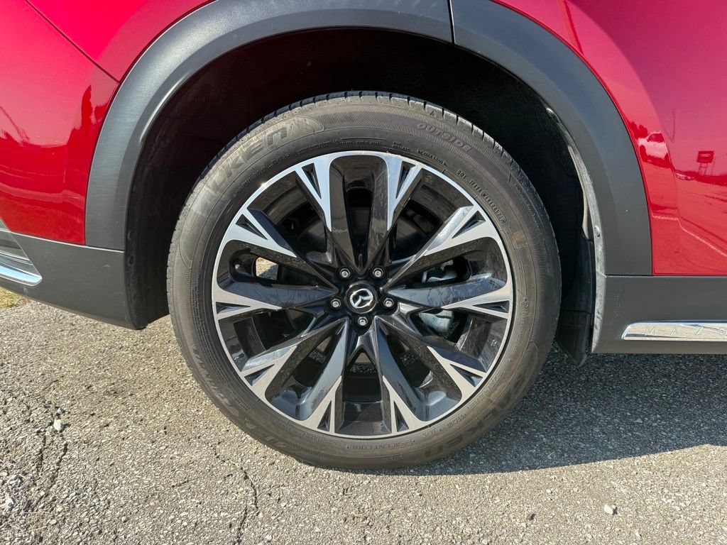 Used 2024 MAZDA CX-90 Plug-In Hybrid w/ Premium Plus AWD/4WD image 16