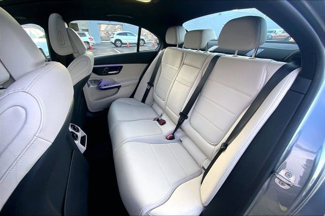Used 2025 Mercedes-Benz C 300 4MATIC Sedan image 17