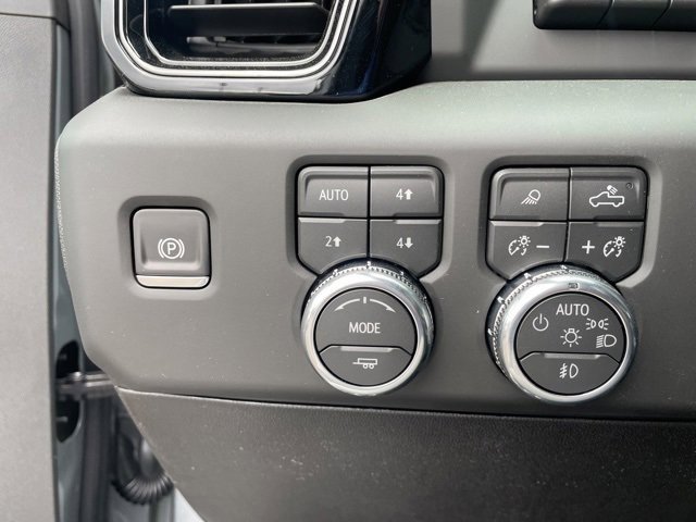 New 2026 GMC Sierra 2500 AT4 w/ AT4 Premium Plus Package image 17