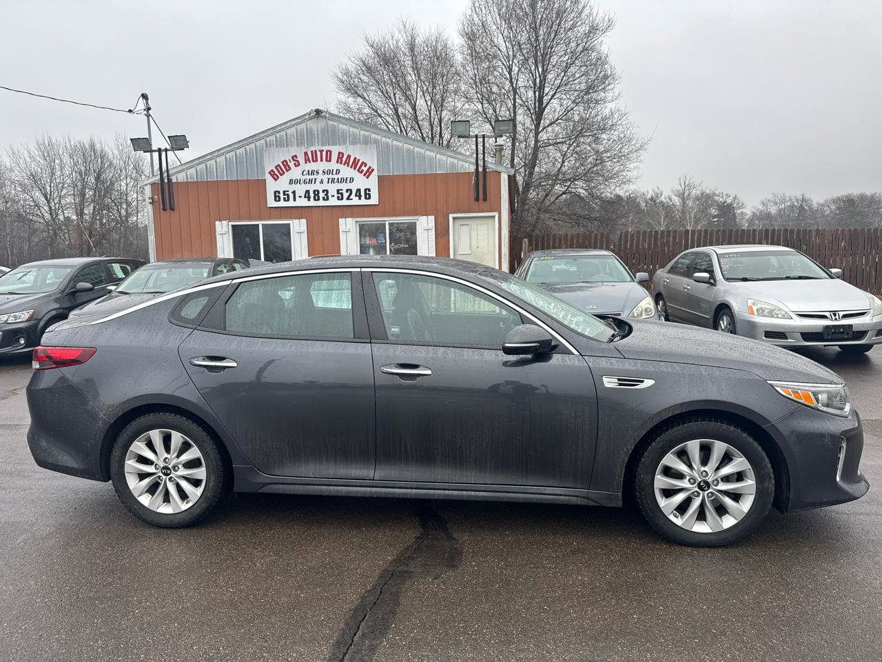Used 2018 Kia Optima S image 4