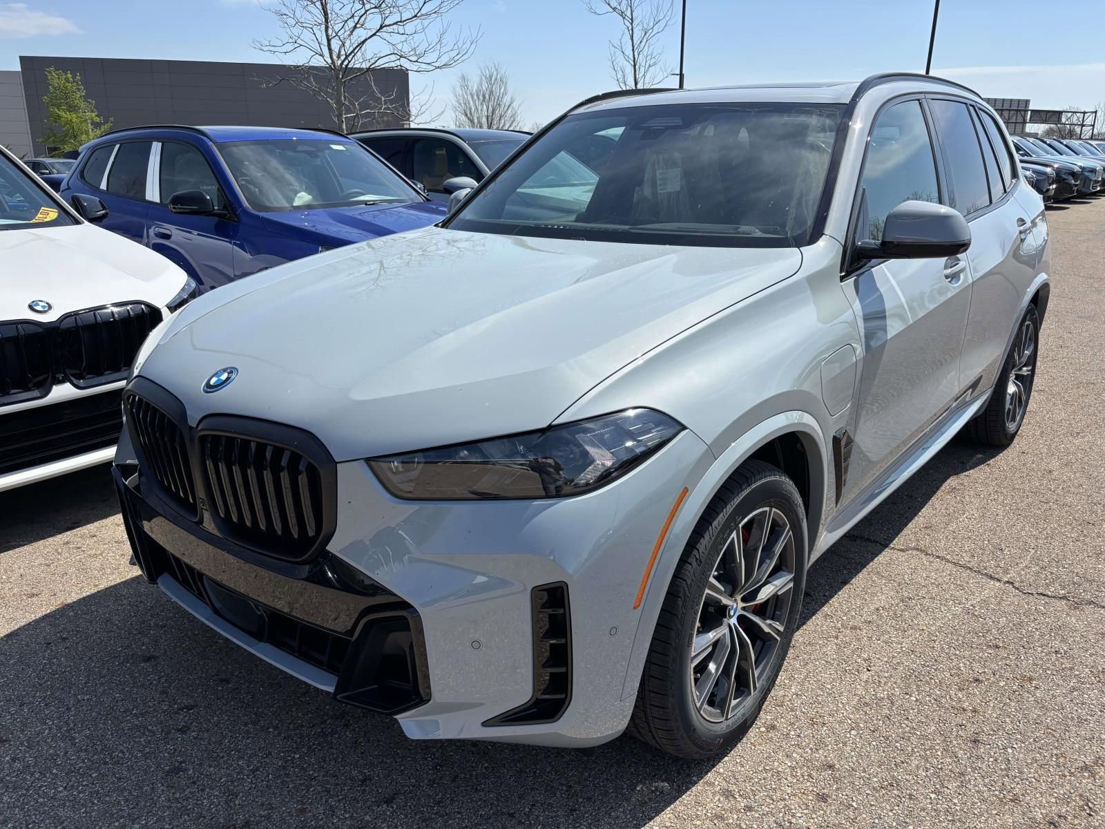 New 2026 BMW X5 xDrive50e