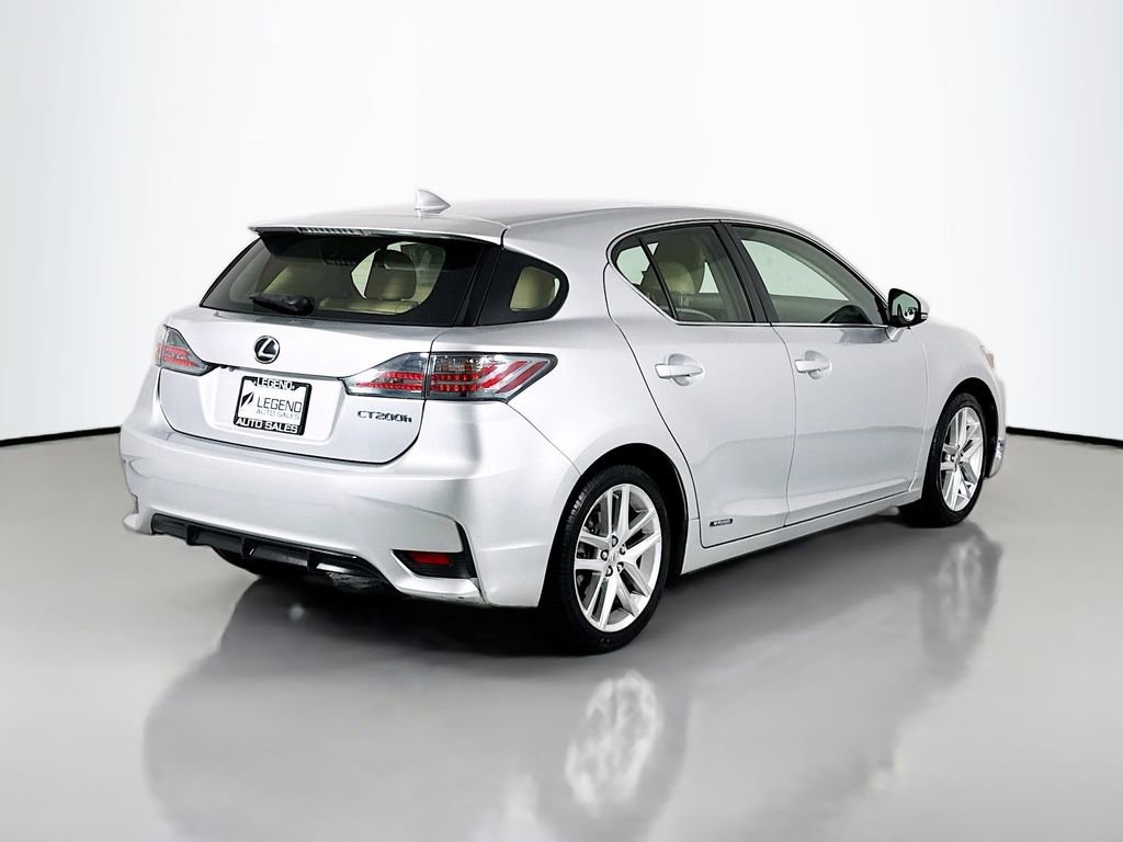 Used 2016 Lexus CT 200h w/ Seat Comfort Package FWD image 5