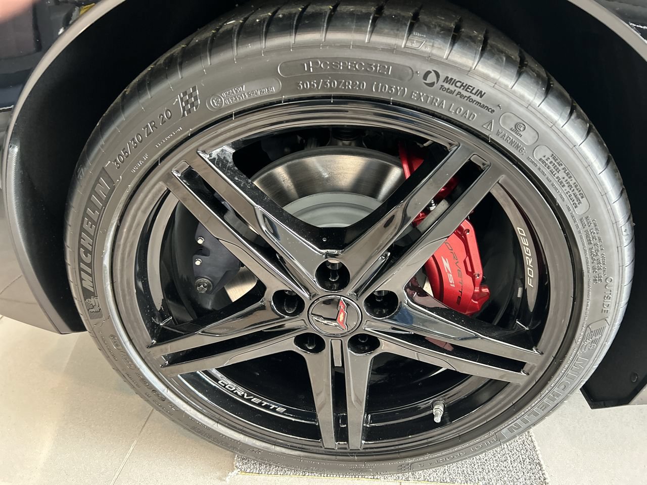 New 2026 Chevrolet Corvette Stingray Preferred Cpe w/ Z51 Performance Package RWD image 6