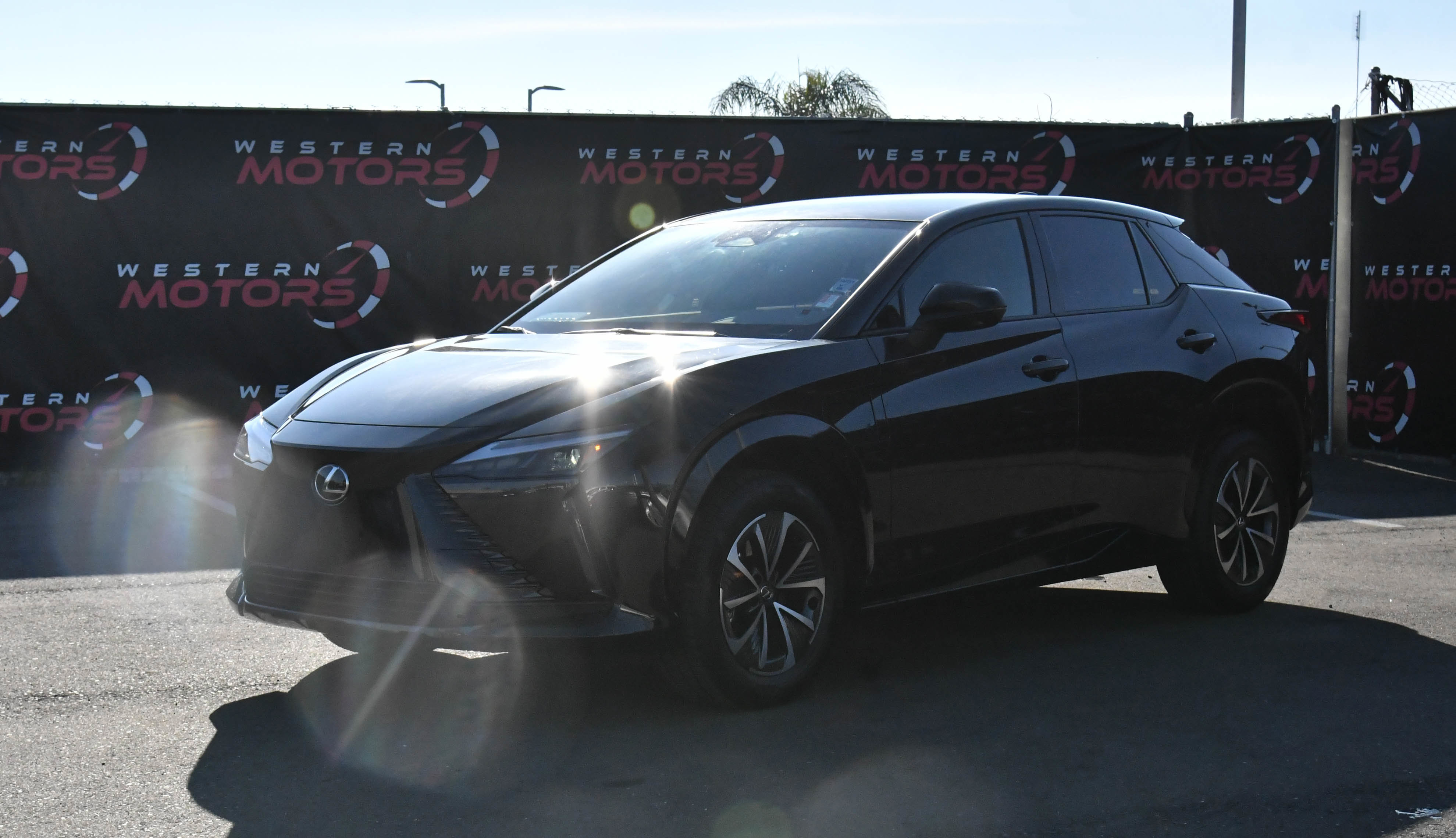 Used 2024 Lexus RZ 300e Premium image 3