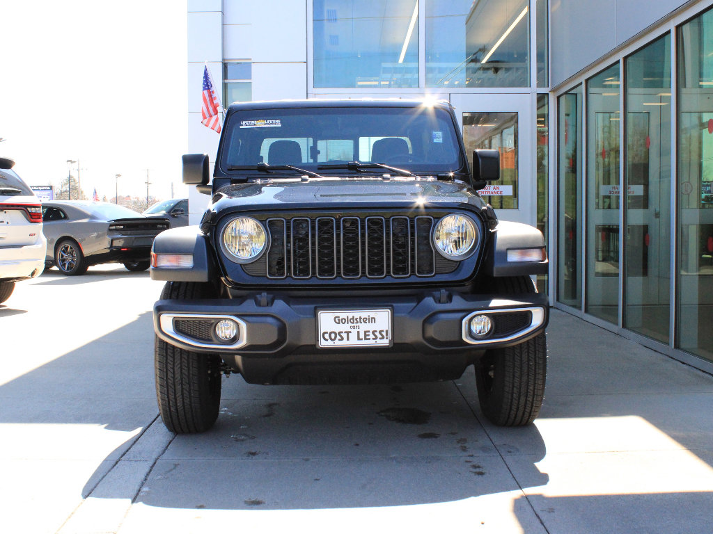 New 2026 Jeep Gladiator Sport image 2