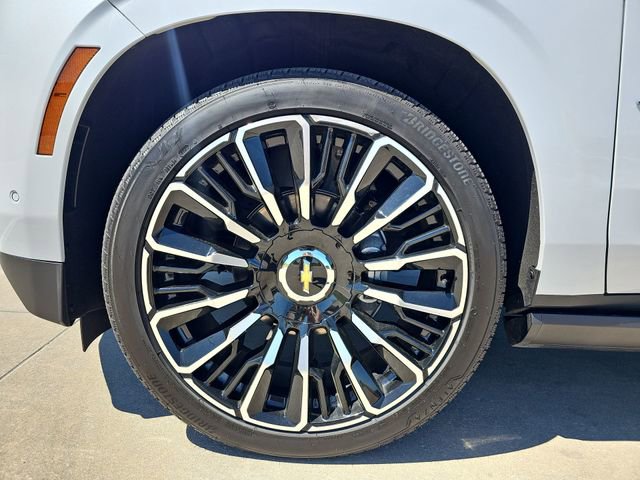 New 2026 Chevrolet Tahoe High Country AWD/4WD image 33