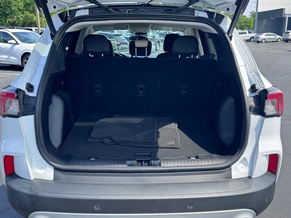 Used 2021 Ford Escape SEL FWD image 34