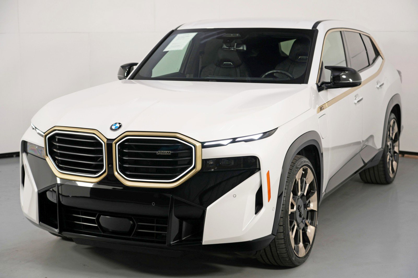 Used 2024 BMW XM AWD/4WD image 54