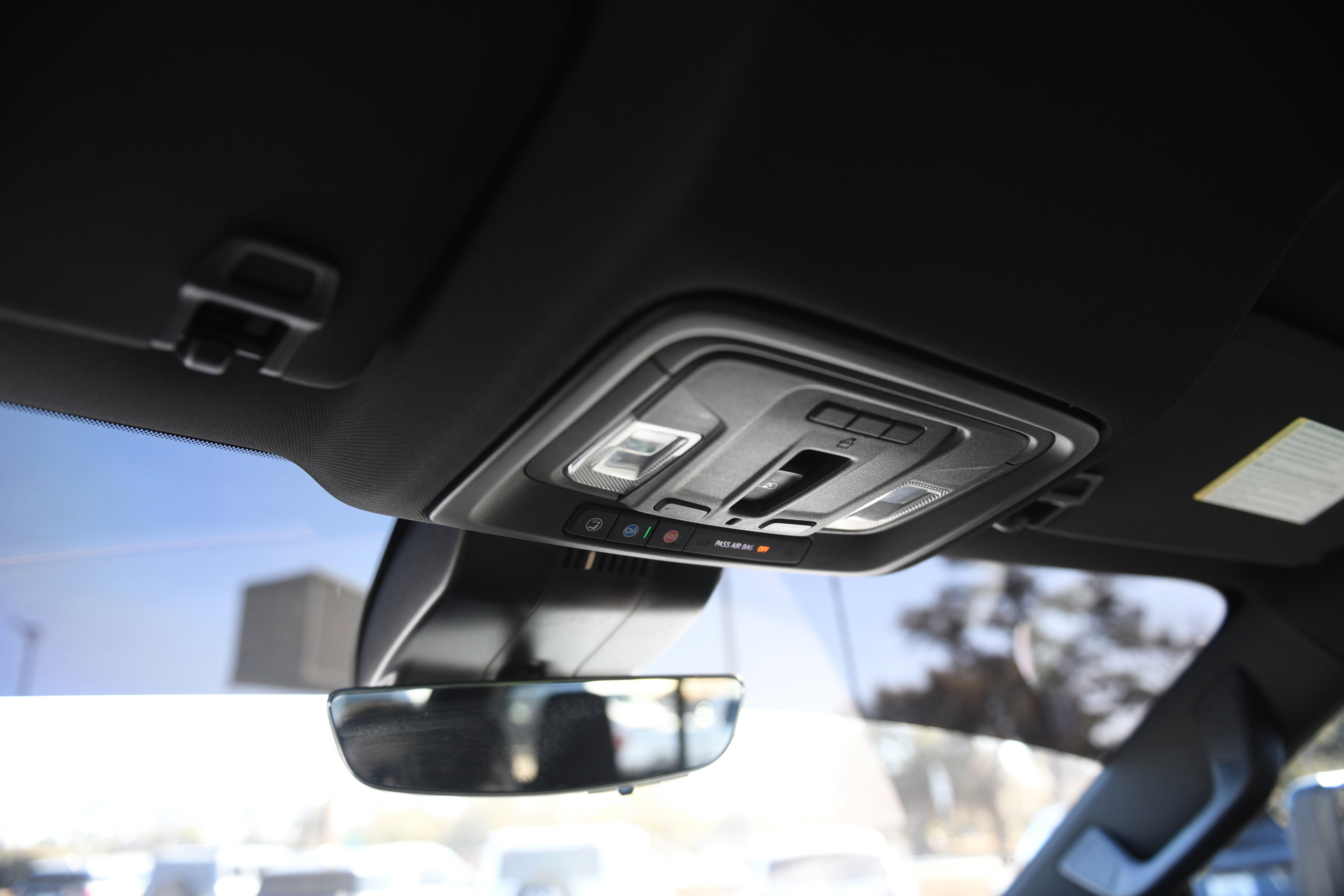 Used 2024 GMC Sierra 2500 AT4 w/ Technology Package image 31