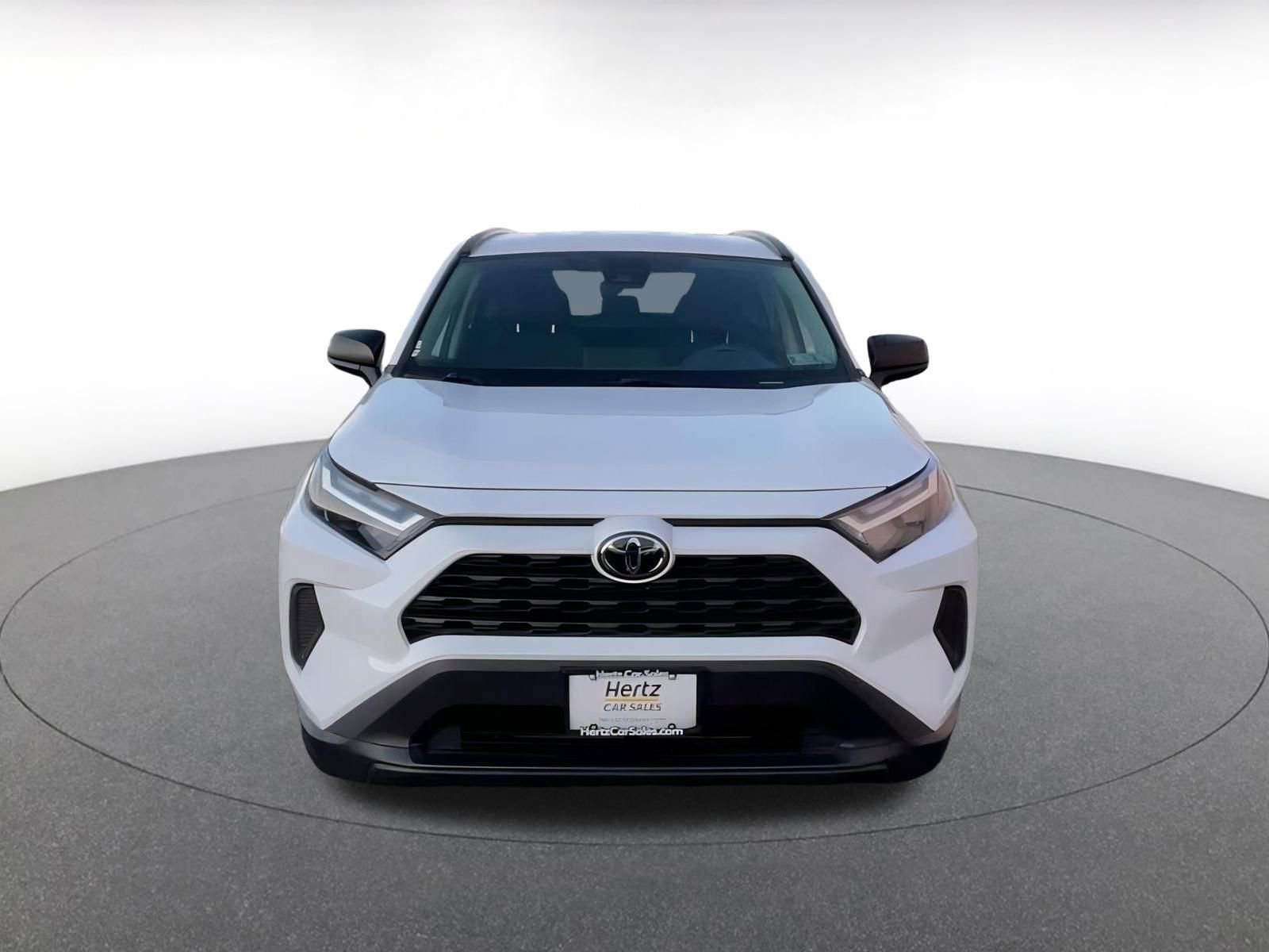 Used 2025 Toyota RAV4 LE image 3