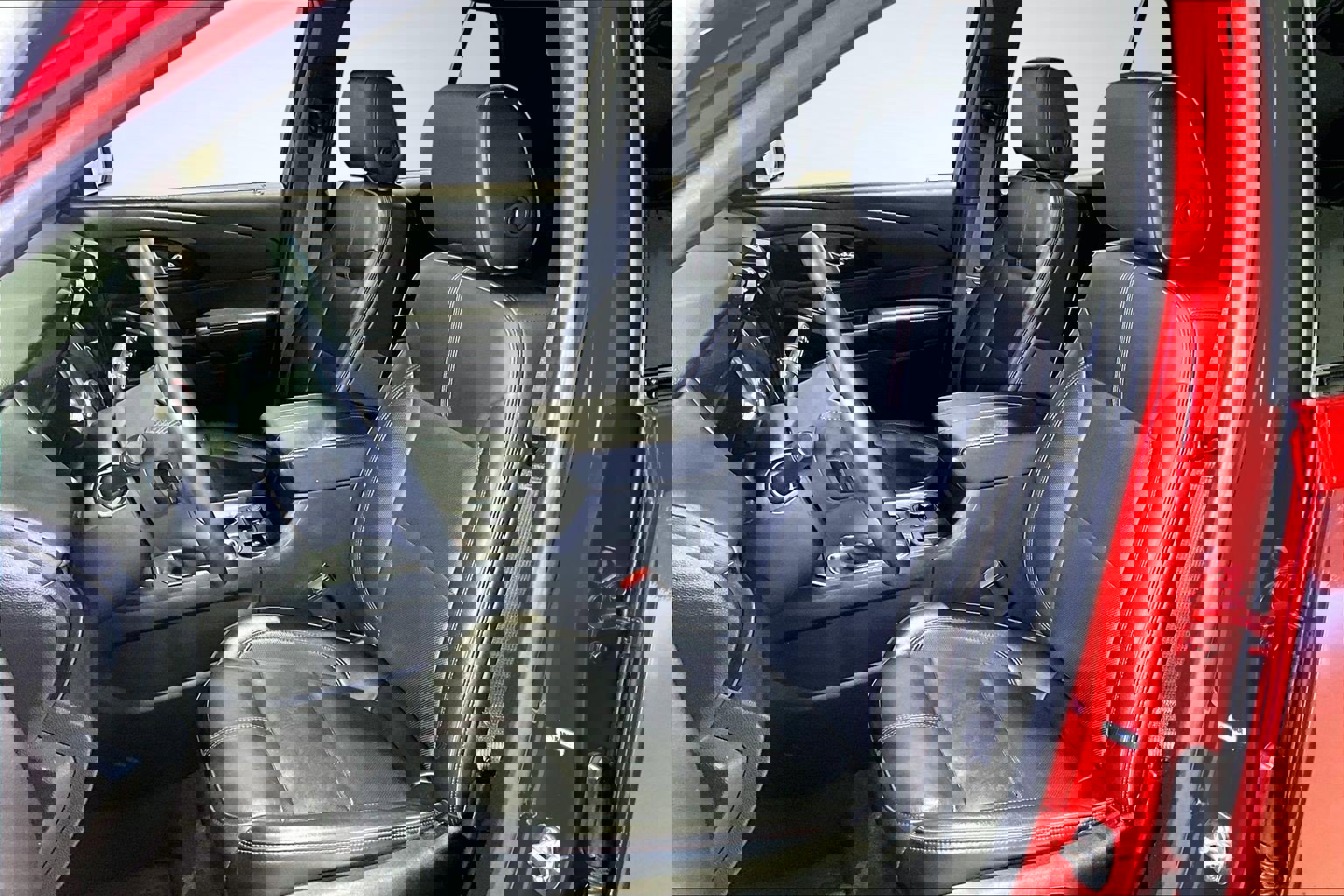 Used 2023 Chevrolet Traverse RS image 20