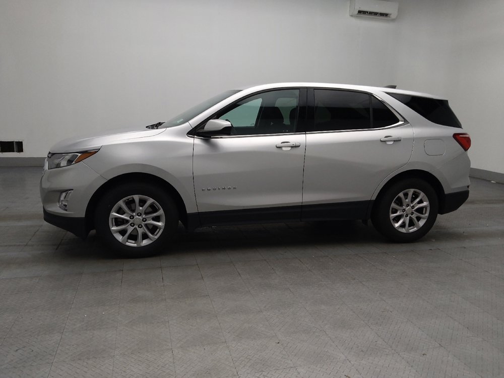 Used 2020 Chevrolet Equinox LT w/ Driver Convenience Package image 2