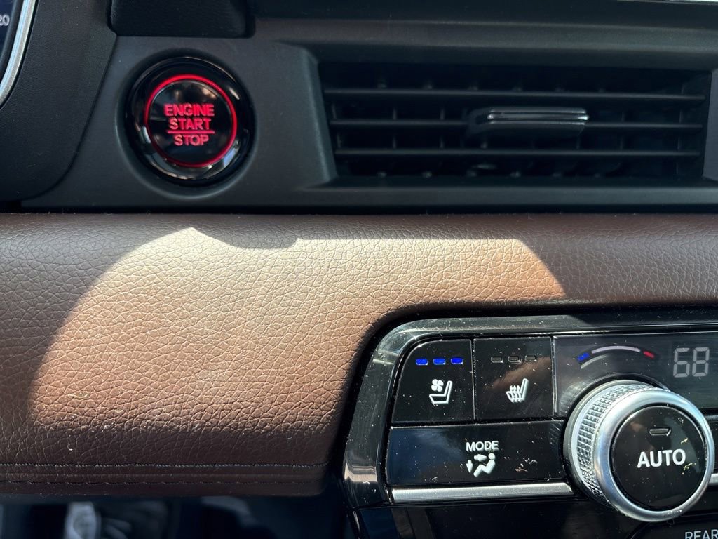 Used 2023 Honda Pilot Elite image 7