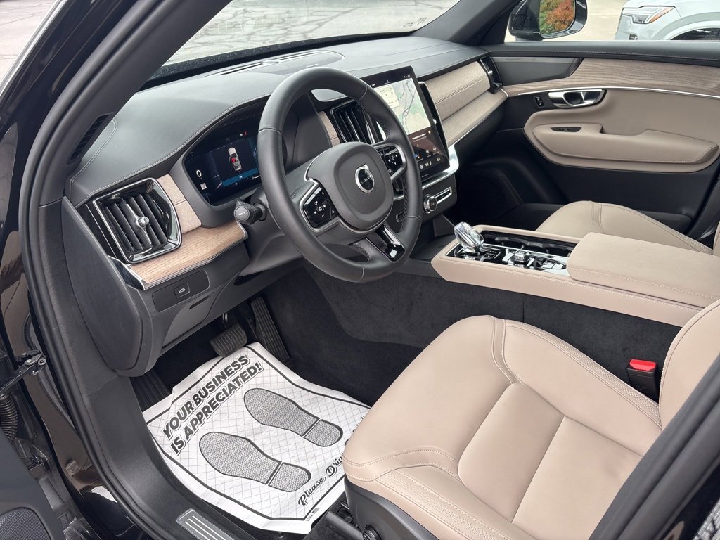 Certified 2025 Volvo XC90 B6 Plus image 20