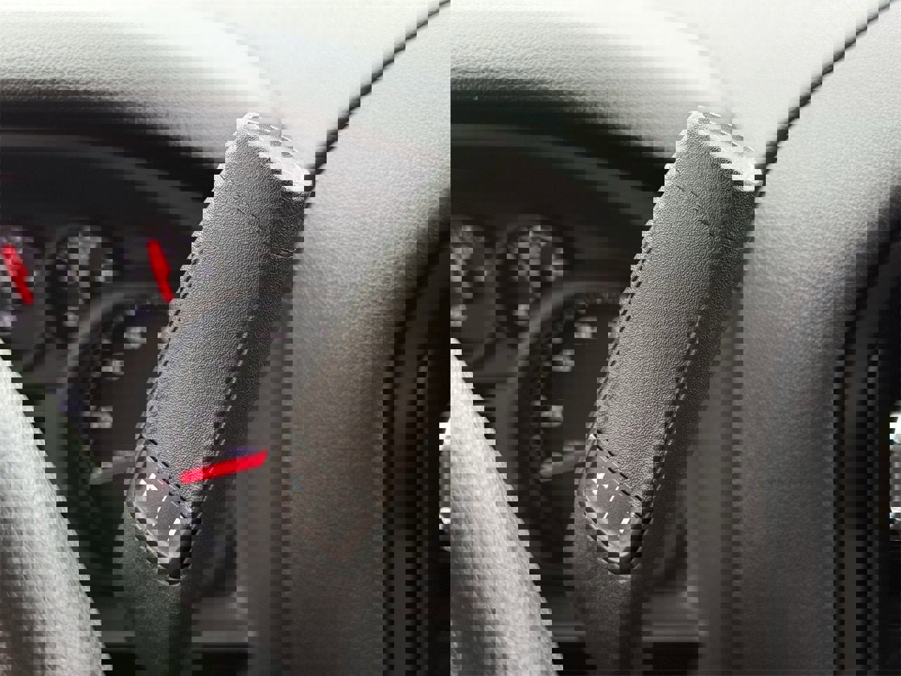 Used 2024 Chevrolet Silverado 1500 Custom image 18