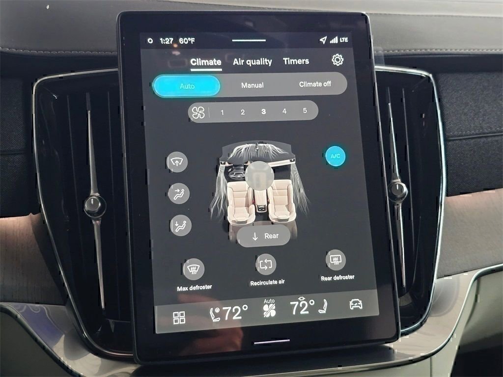 New 2026 Volvo XC90 B6 Ultra w/ Protection Package image 25