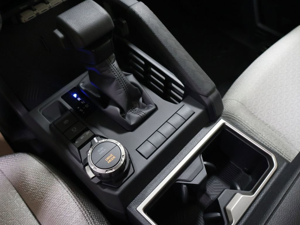 New 2026 Toyota 4Runner 4WD image 25