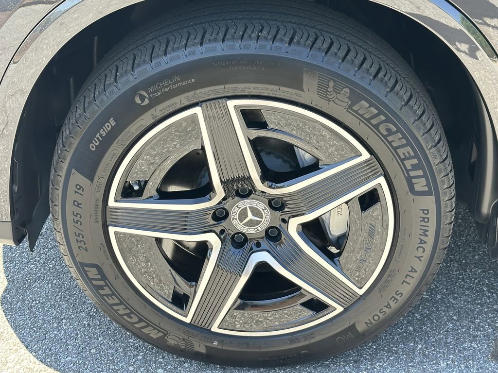 Certified 2025 Mercedes-Benz GLC 300 4MATIC image 12