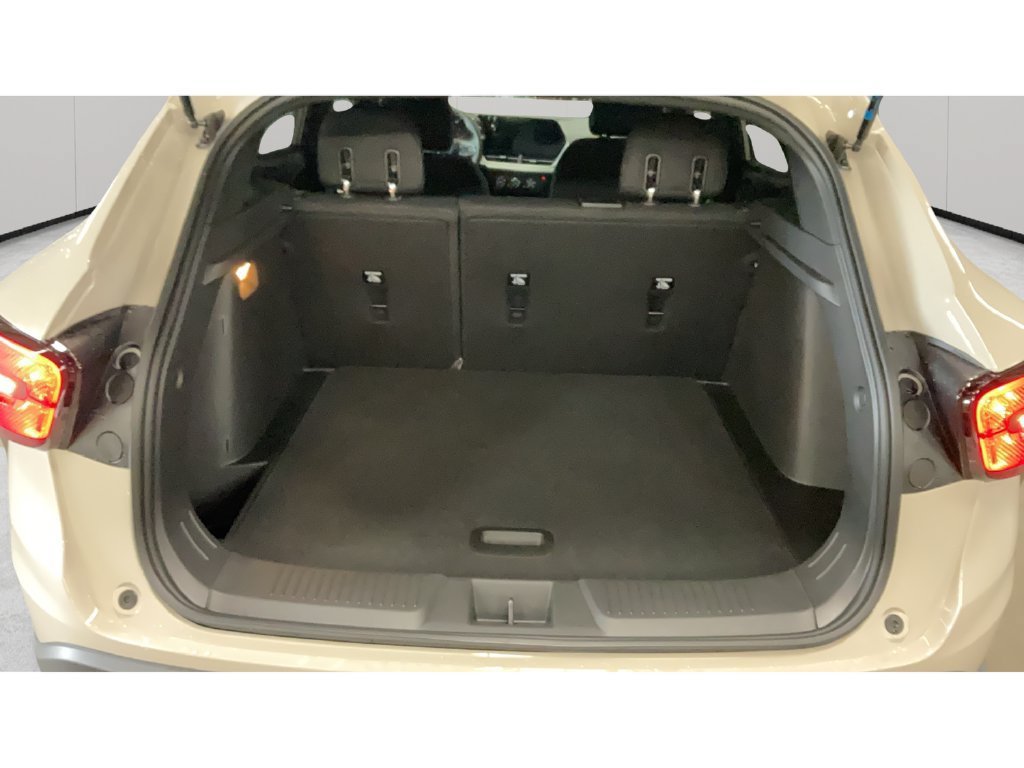 New 2026 Chevrolet Trax RS w/ Driver Confidence Package FWD image 27