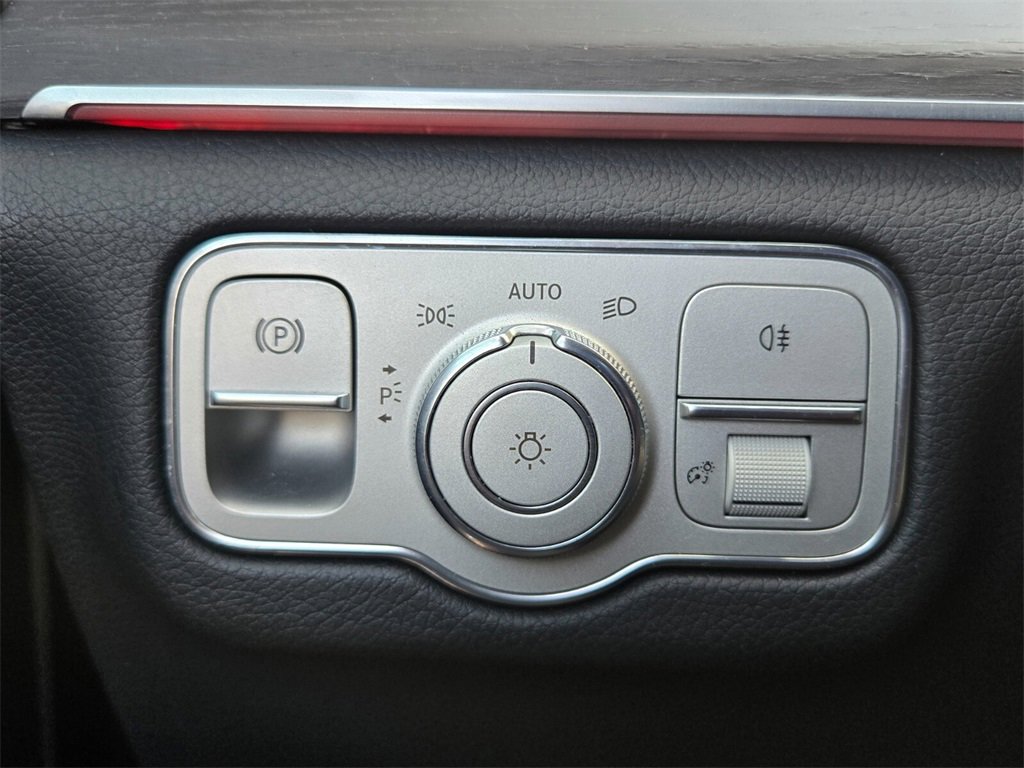 Used 2021 Mercedes-Benz GLE 350 image 25