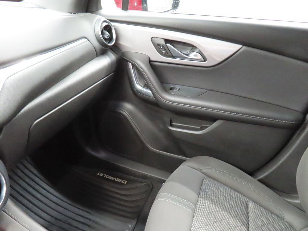 Used 2021 Chevrolet Blazer LT w/ LPO, Black Accent Package AWD/4WD image 21