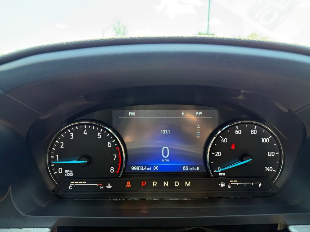 Used 2020 Ford Explorer XLT w/ Equipment Group 202A AWD/4WD image 14