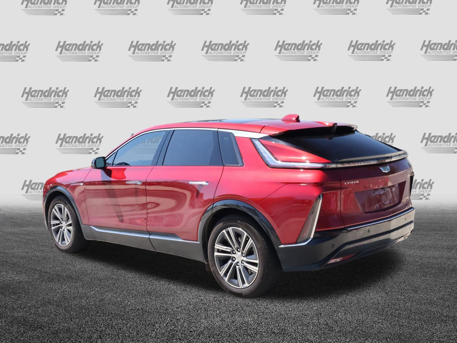 Used 2024 Cadillac Lyriq Luxury RWD image 7