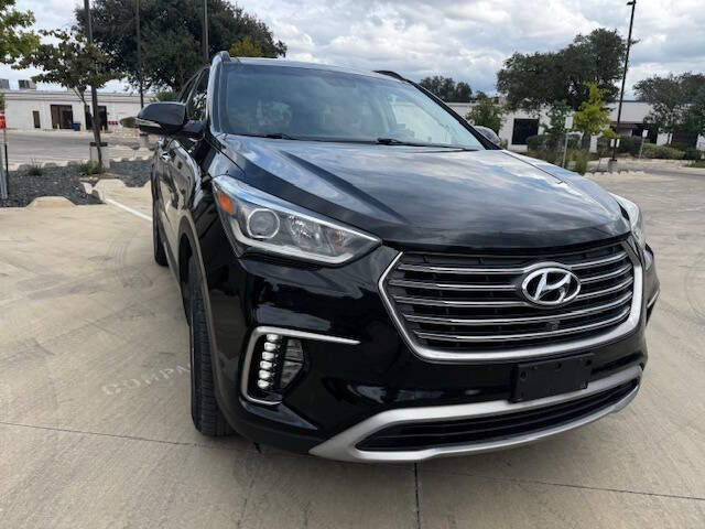 Used 2018 Hyundai Santa Fe Limited w/ Cargo Package image 8