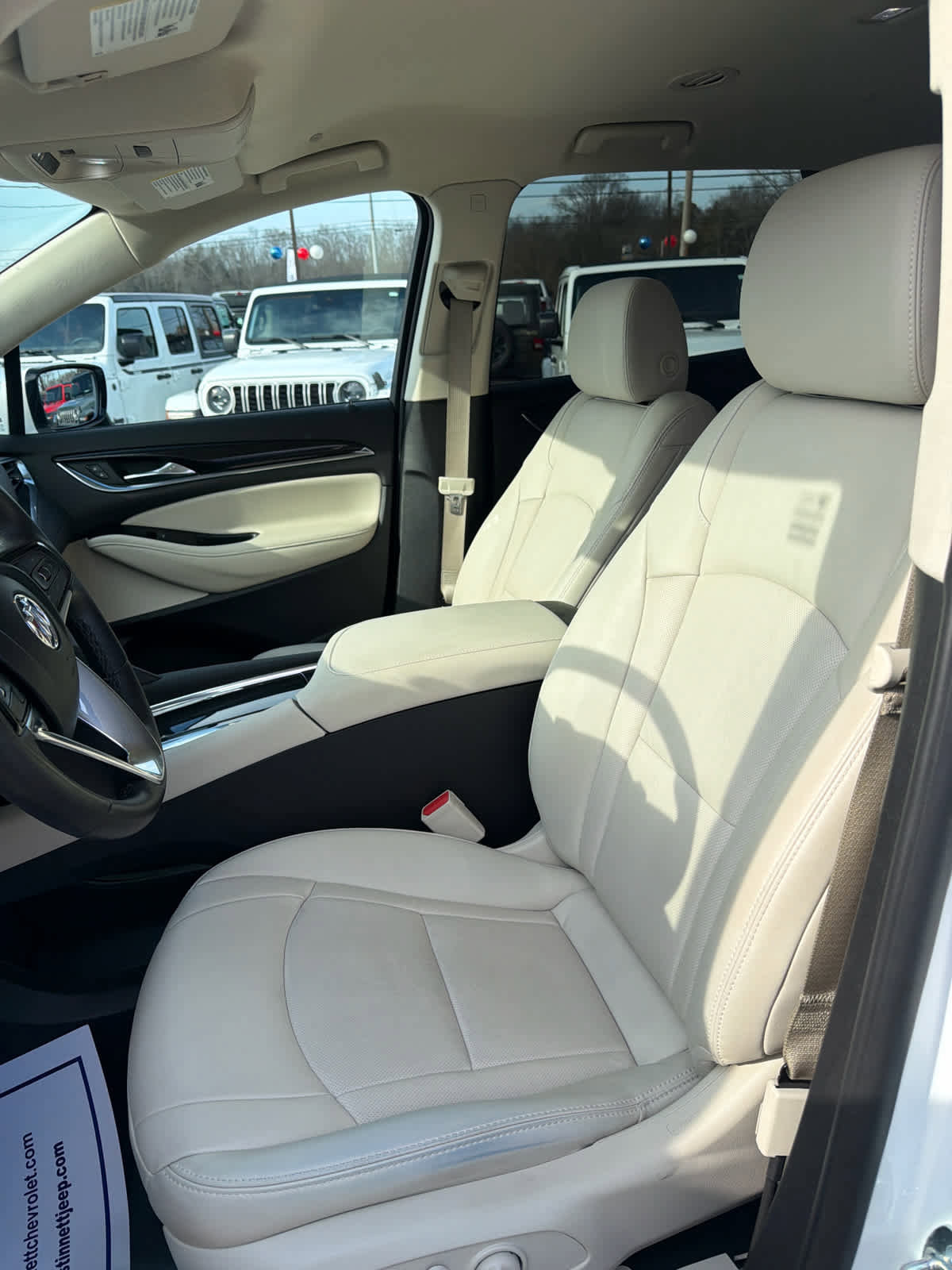 Used 2023 Buick Enclave Essence w/ Sound and Sites Package image 14