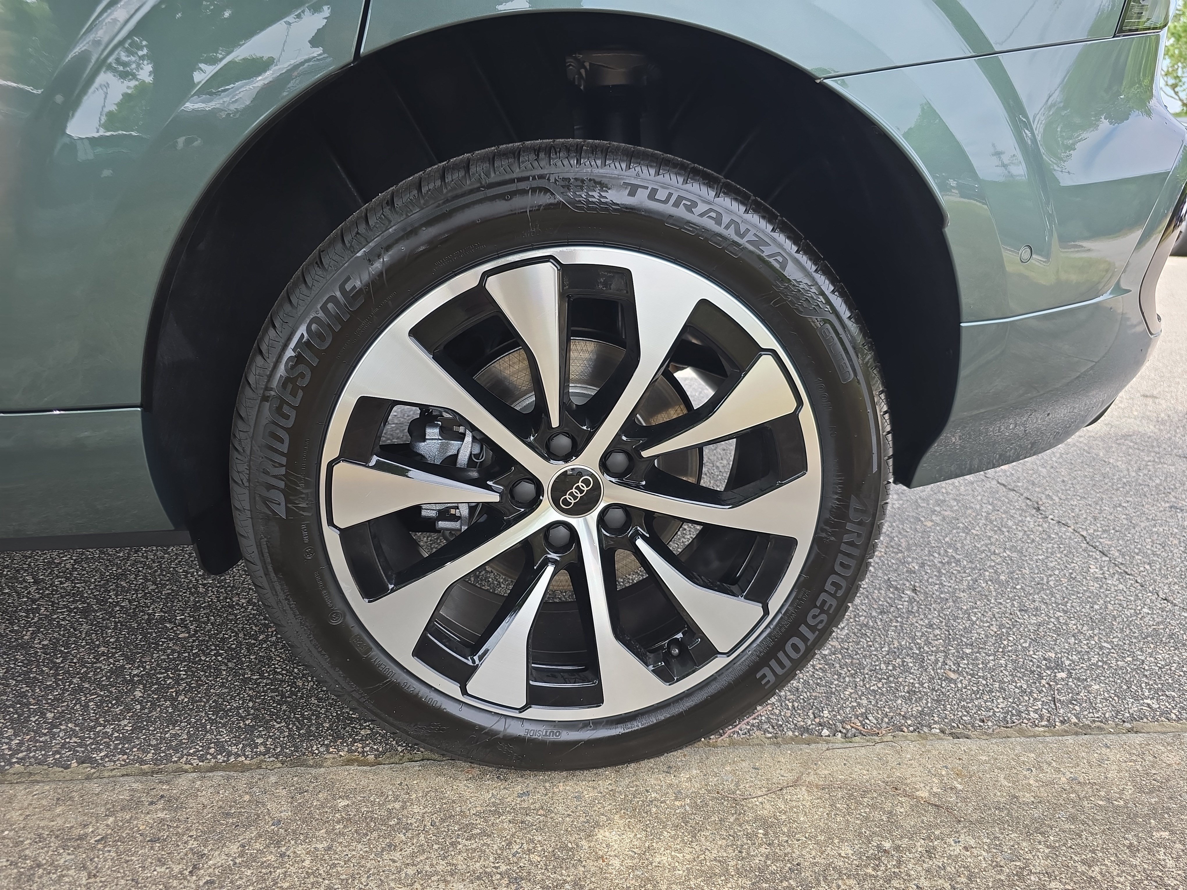 New 2026 Audi Q3 quattro 2.0T AWD/4WD image 32