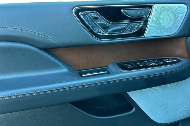 Used 2024 Lincoln Navigator Black Label image 10