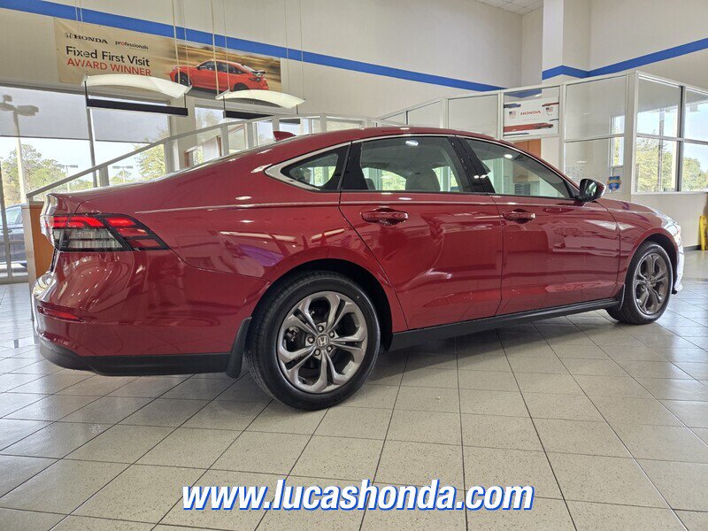Used 2024 Honda Accord EX image 4