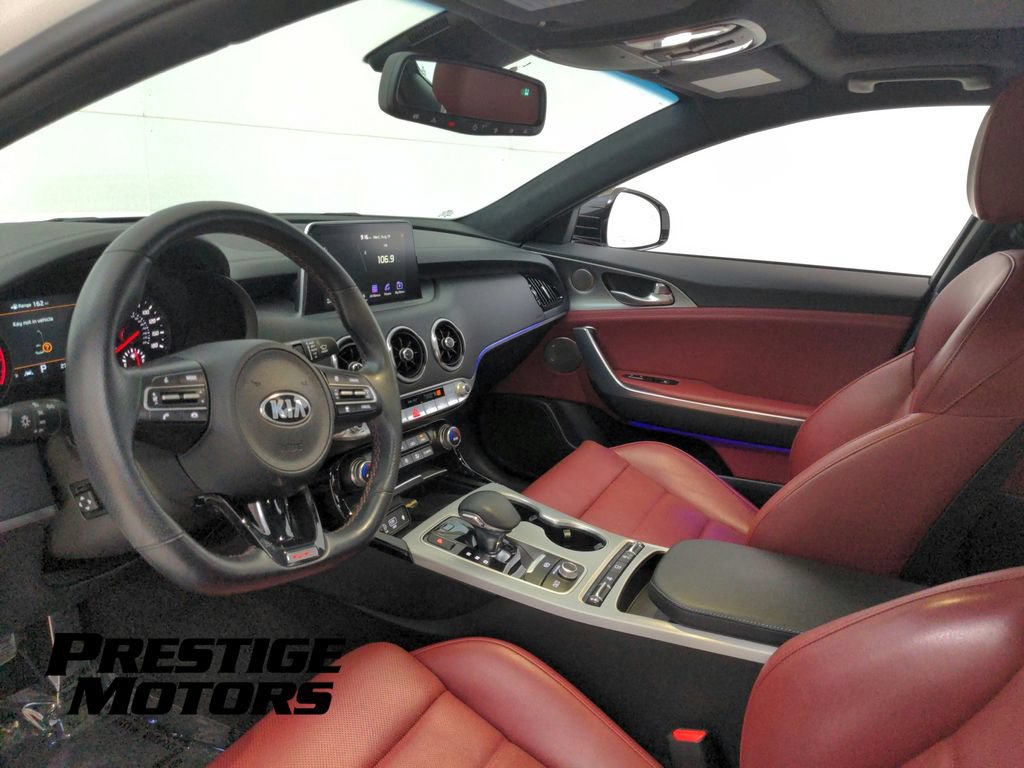 Used 2021 Kia Stinger GT2 image 13