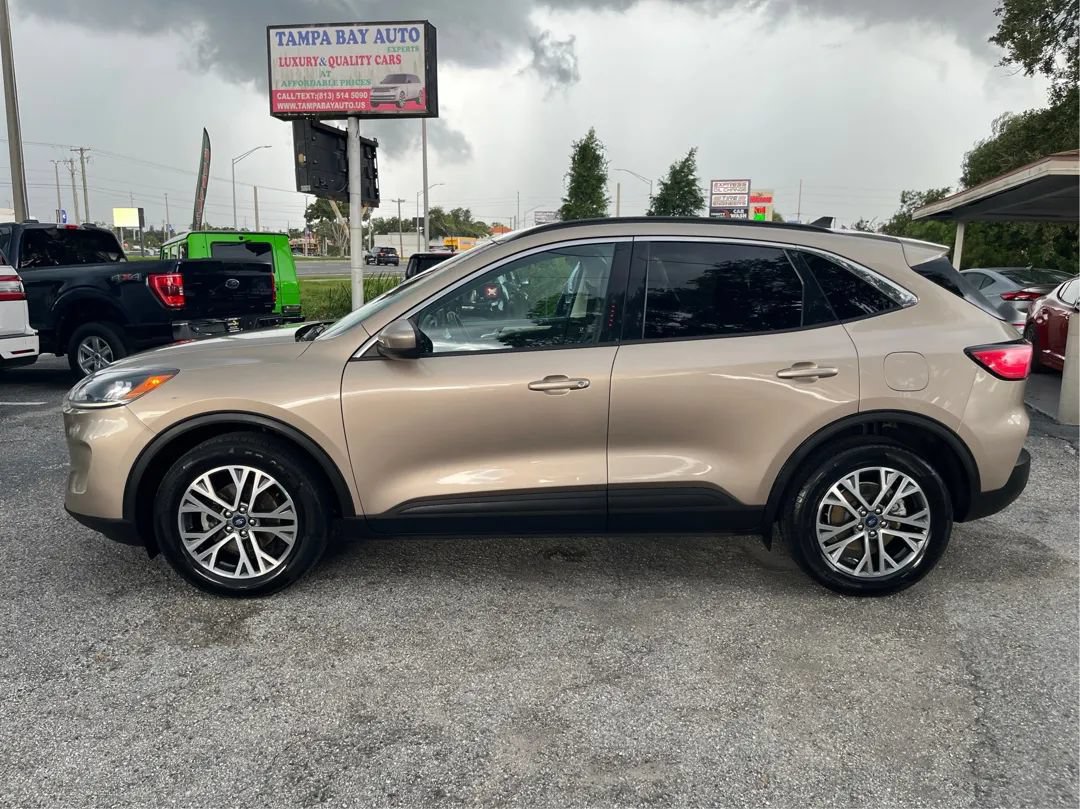 Used 2021 Ford Escape SEL AWD/4WD image 8