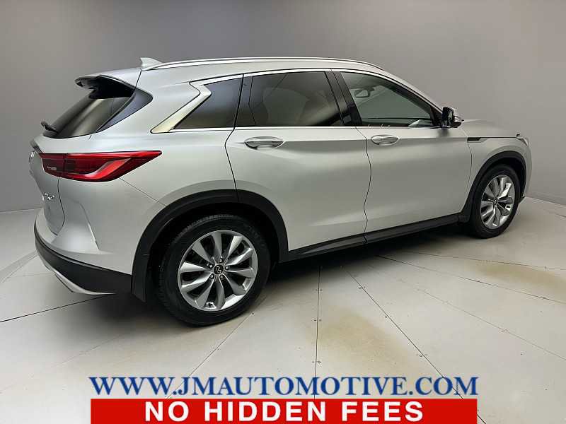 Used 2021 INFINITI QX50 Essential w/ Convenience Package image 5